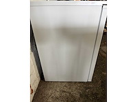 Sharp sjud135t2weu tafelmodel koelkast energie label d 135liter direct cooling wit - afbeelding 4 van  7