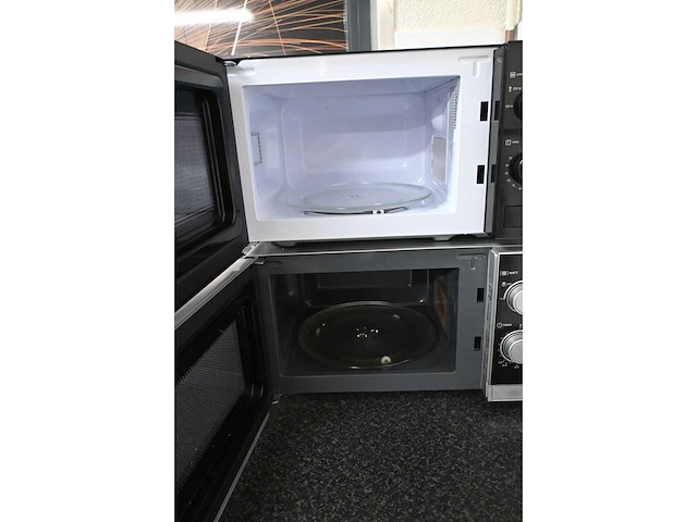 Sharp / tomado magnetron (2x) - afbeelding 4 van  4