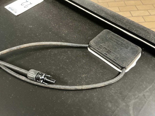 Sharp u-ak300b zonnepaneel (19x) - afbeelding 4 van  5