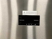 Sharp vriezer - afbeelding 3 van  8