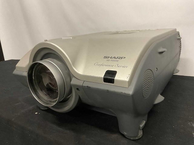 Sharp xg-p20xe sharp beamer - afbeelding 1 van  7