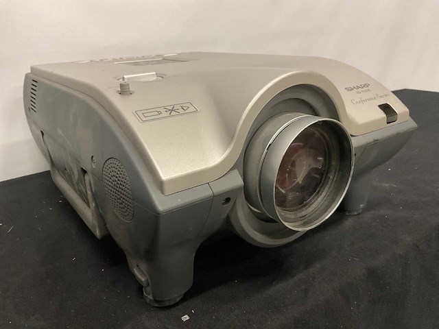 Sharp xg-p20xe sharp beamer - afbeelding 2 van  7