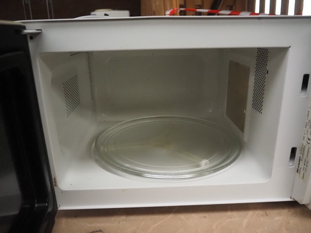 Sharp - afbeelding 5 van  7