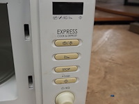 Sharp - afbeelding 6 van  7