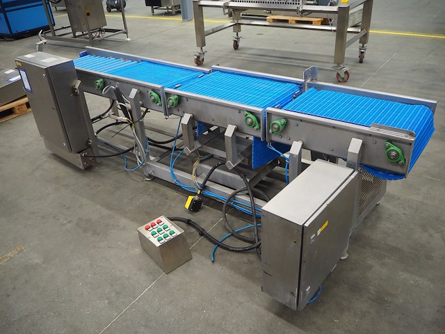 Sharp - afbeelding 6 van  13