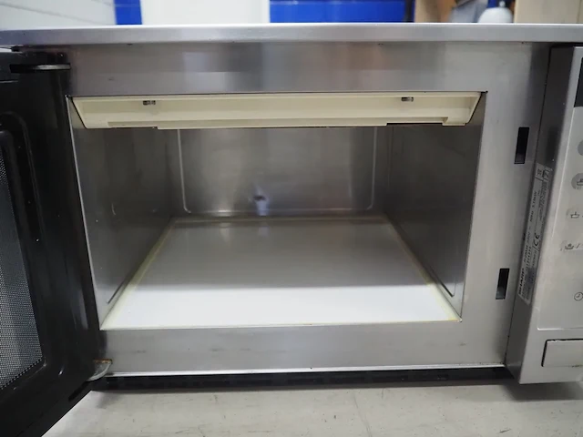 Sharp - afbeelding 5 van  6