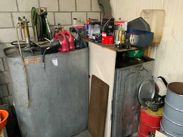 Shell olievat helix plus - afbeelding 1 van  5