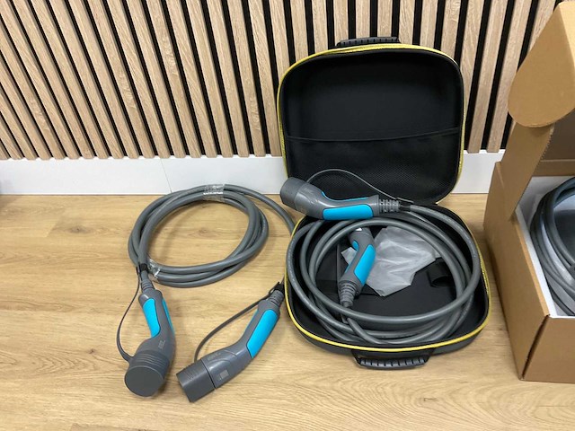 Shell recharge kevb-207-p wallbox thuislader - afbeelding 5 van  5