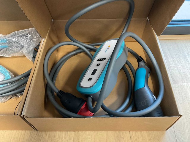 Shell recharge np-32 ev portable lader (2x) - afbeelding 3 van  5