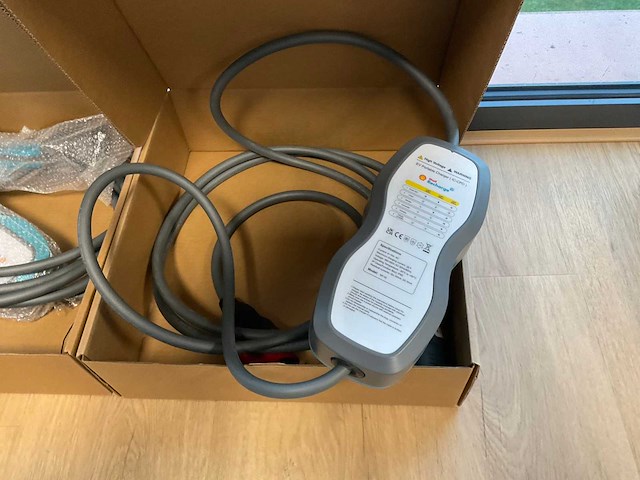 Shell recharge np-32 ev portable lader (2x) - afbeelding 4 van  5