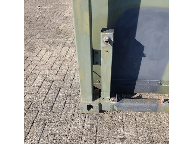 Shelter, 1996 - afbeelding 14 van  31