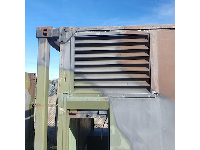 Shelter, 1996 - afbeelding 15 van  31