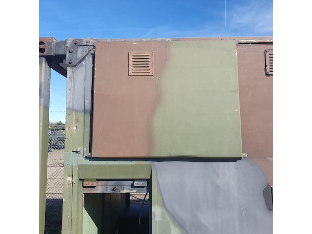 Shelter, 1996 - afbeelding 16 van  31