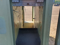 Shelter, 1996 - afbeelding 20 van  31