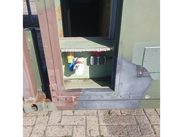 Shelter, 1996 - afbeelding 25 van  31