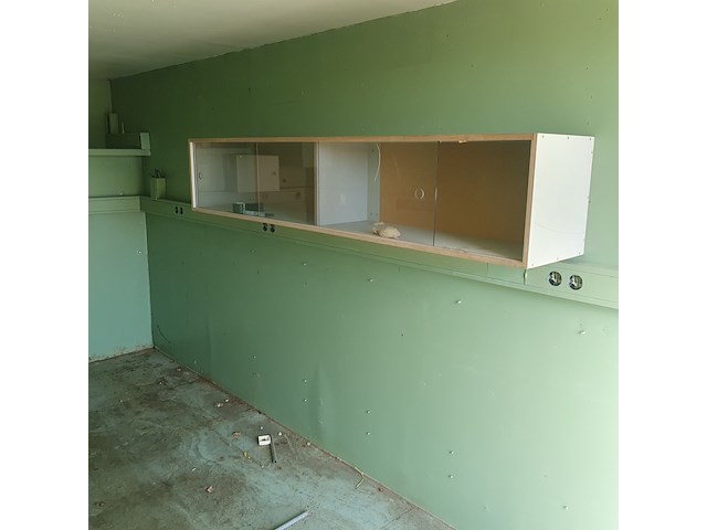 Shelter, 1996 - afbeelding 28 van  31