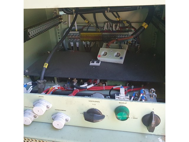 Shelter, fokker, 4 se 425 lpa - afbeelding 24 van  42