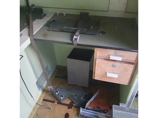 Shelter, fokker, 4 se 425 lpa - afbeelding 6 van  15