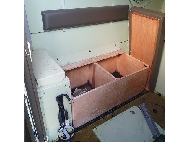 Shelter, fokker, 4 se 425 lpa - afbeelding 13 van  15