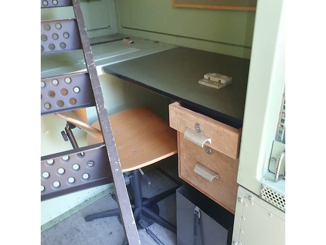 Shelter, fokker, 4 se 425 lpa - afbeelding 18 van  28