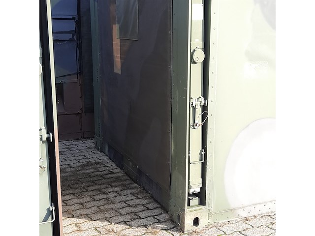 Shelter, fokker - afbeelding 16 van  19