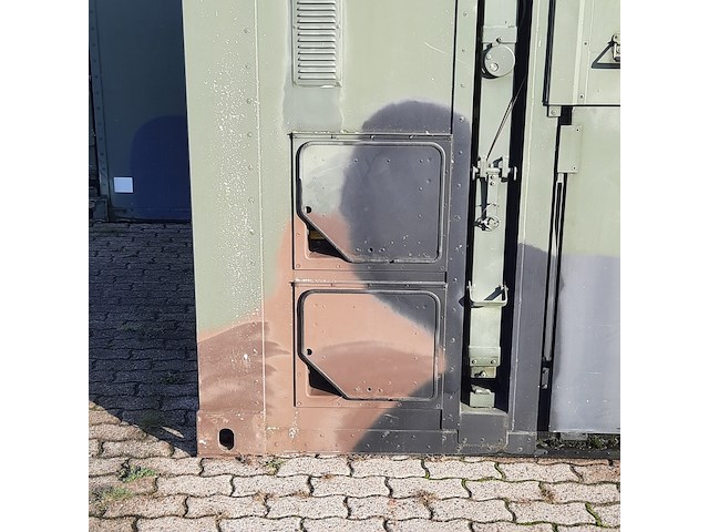 Shelter, fokker - afbeelding 3 van  9