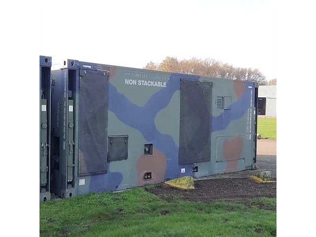 Shelter, fokker - afbeelding 1 van  10