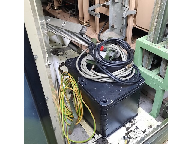 Shelter, fokker - afbeelding 2 van  14