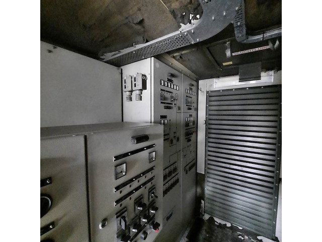 Shelter, o.a fokker, dynaf, 1998 - afbeelding 9 van  28