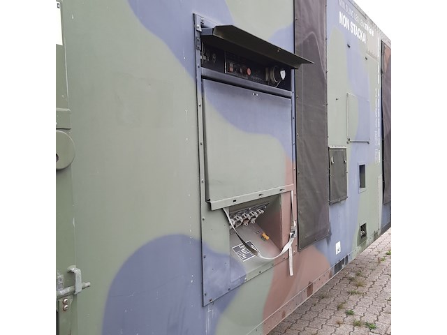 Shelter, o.a fokker, dynaf, 1998 - afbeelding 30 van  31