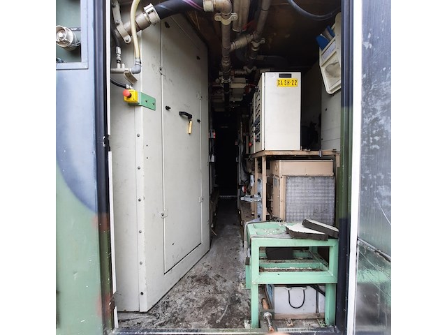 Shelter, o.a fokker, dynaf, 1998 - afbeelding 8 van  29