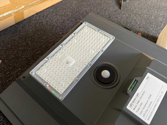 Shenzhen dianming tech dmsl-s5a-bx060 led solar light - afbeelding 4 van  5