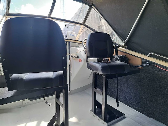 Shetland - sheltie - console boat and fishing boat - afbeelding 13 van  15