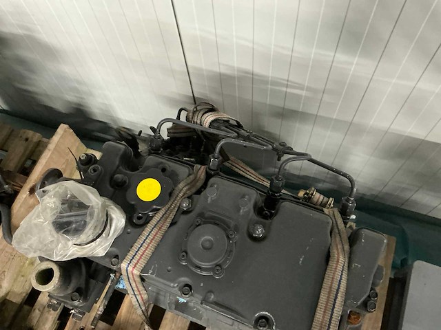 Shibaura h3xl2 22n4l dieselmotor - afbeelding 4 van  9