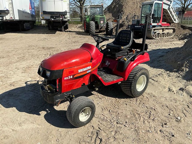 Shibaura sx 24 hst minitractor - afbeelding 1 van  8