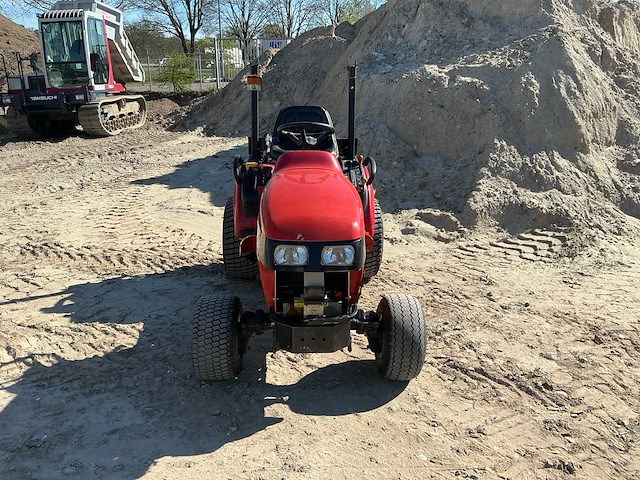 Shibaura sx 24 hst minitractor - afbeelding 8 van  14