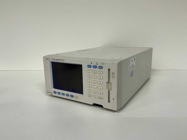 Shimadzu - scl-10a - hplc systeemcontroller - afbeelding 1 van  3