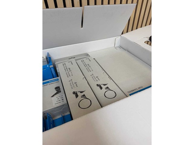 Shimano - 105 di2 r7100 - grpp23105r7100 - groepset - afbeelding 3 van  4