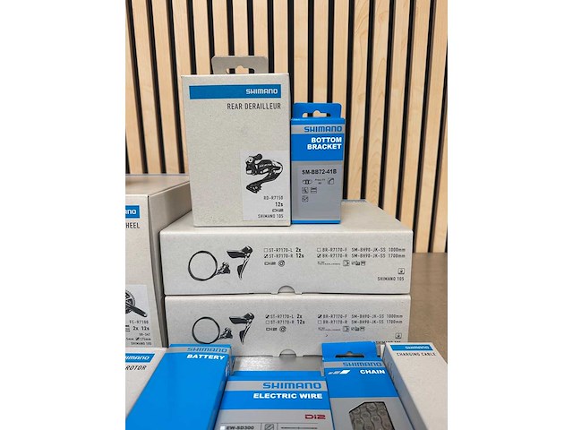 Shimano - 105 di2 r7170 12-speed - groepset - afbeelding 16 van  17