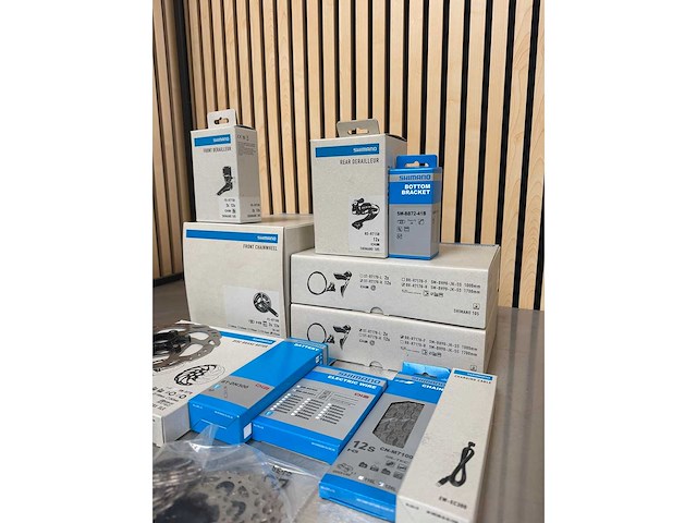 Shimano - 105 di2 r7170 12-speed - groepset - afbeelding 17 van  18