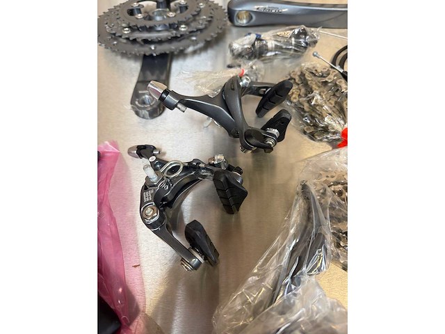 Shimano - claris 3x8 sp - groepset - afbeelding 8 van  9