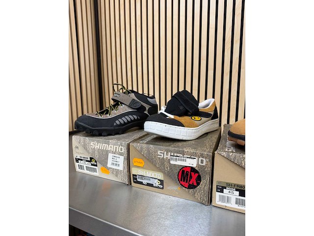 Shimano - (fiets)schoenen (6x) - afbeelding 2 van  5