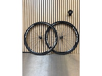 Shimano - mt15 - wielset - afbeelding 1 van  10