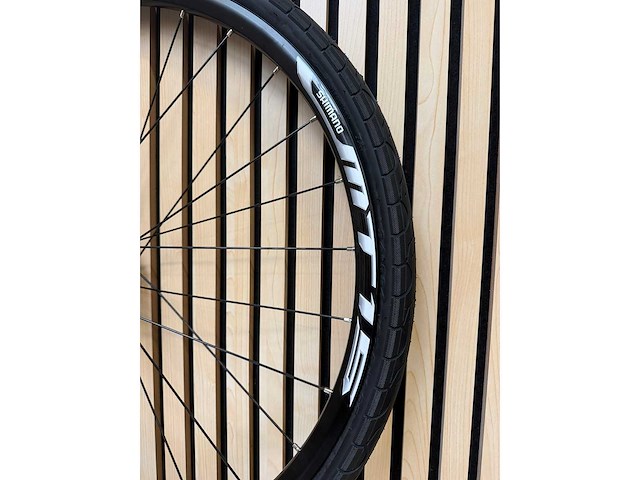 Shimano - mt15 - wielset - afbeelding 6 van  10