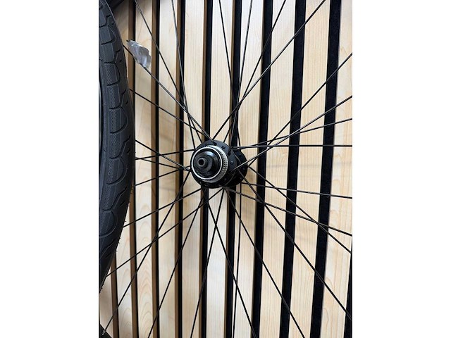 Shimano - mt15 - wielset - afbeelding 7 van  10