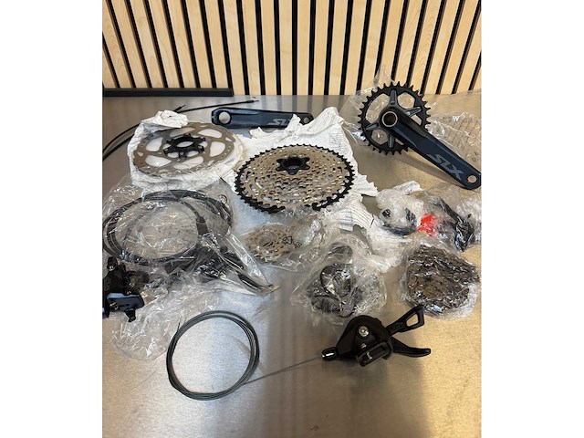 Shimano - slx disc m7100 1*12 - groepset - afbeelding 1 van  9