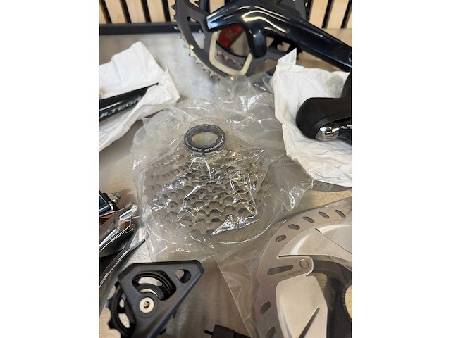 Shimano - ultegra 6800 compa - groepset - afbeelding 7 van  10