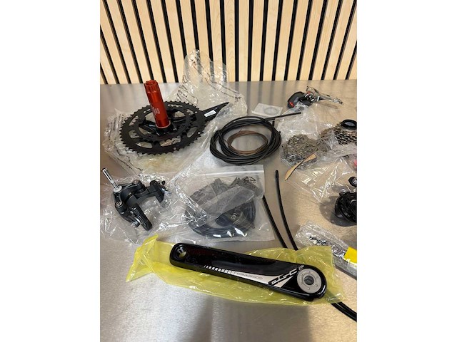 Shimano - ultegra 8050 di2 - groepset - afbeelding 8 van  13