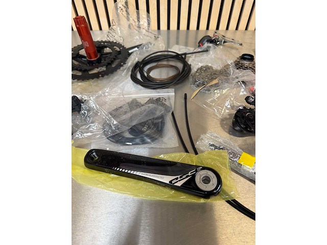 Shimano - ultegra 8050 di2 - groepset - afbeelding 9 van  13