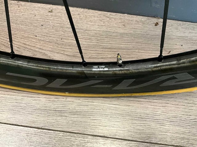 Shimano dura-ace carbon wielset - afbeelding 6 van  6